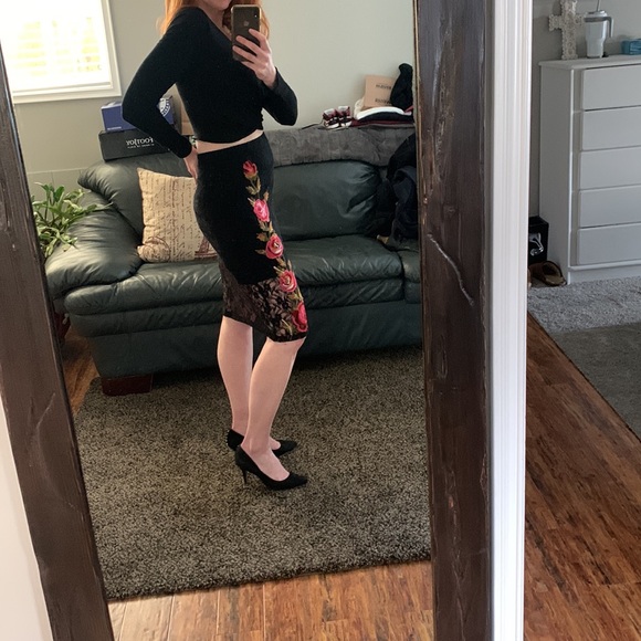 Top Shop Black lace pencil skirt - Picture 8 of 9